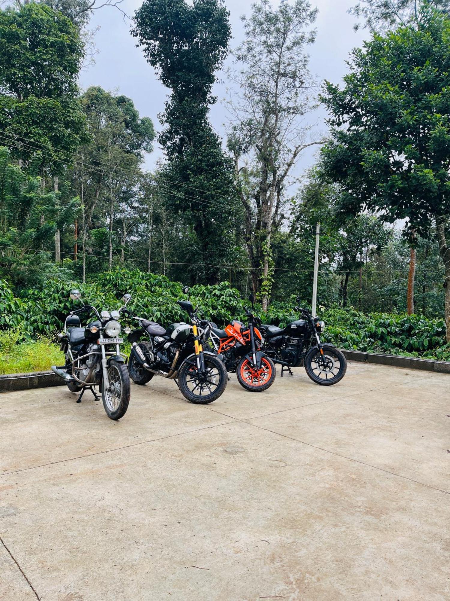 Preetham Homestay Kushālnagar Exterior photo
