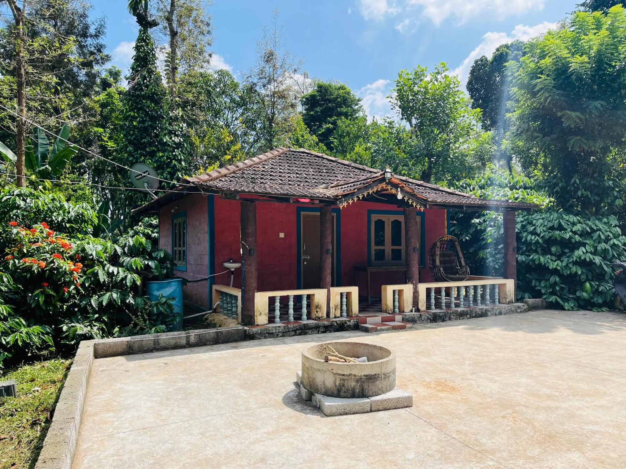 Preetham Homestay Kushālnagar Exterior photo